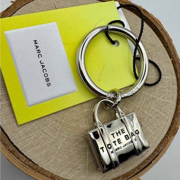 Marc Jacobs Silver 'The Tote Bag' Keychain Bag Charm - Picture 2 of 5